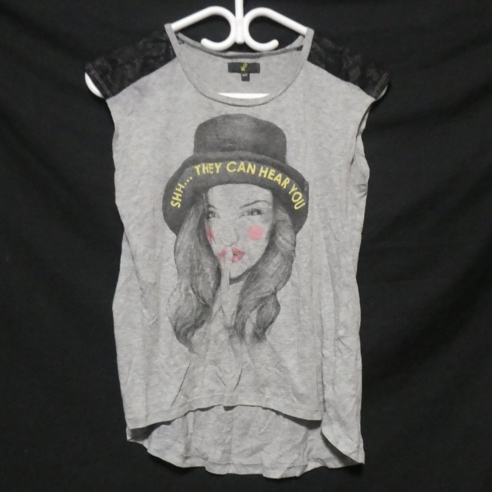 G:21 | medium | Graphic Grey Tank Top With Black Shoulders | NWOT